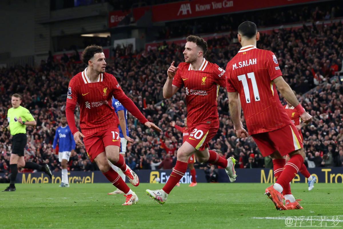 英超：利物浦1-0小胜埃弗顿 26轮不败 领先12分 还剩8轮 若塔破球荒