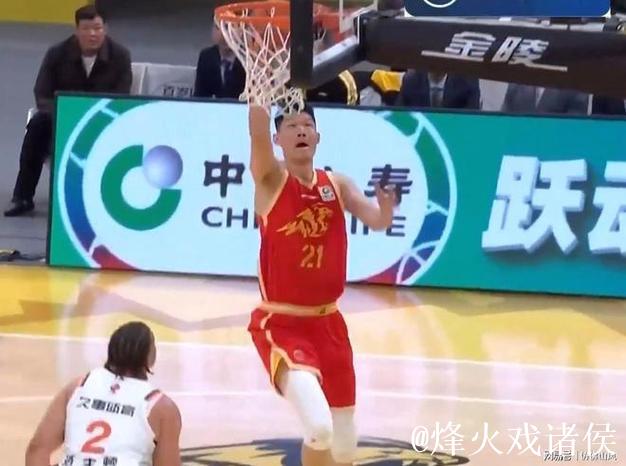 布朗41分胡金秋18分 浙江方兴渡力克上海久事