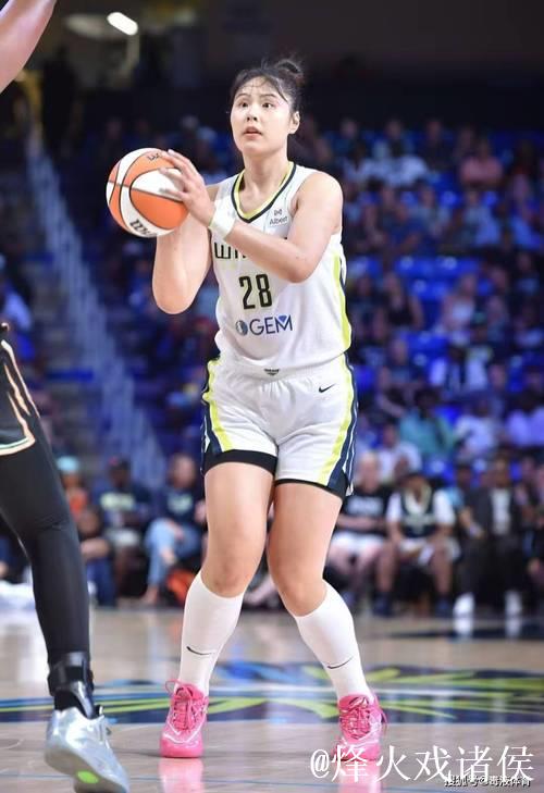 李月汝因伤退出第十五届全国运动会赛事 李月汝因伤退出第十五届全国运动会赛事